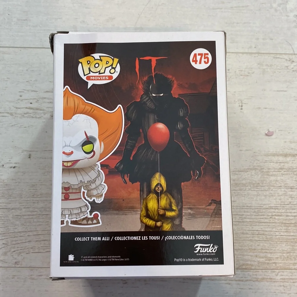 Funko Pop Pennywise With Balloon #475 IT Exclusive Figure - Picture 6 of 10